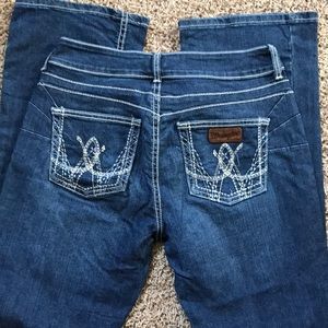 Women’s wrangler bootcut jeans 9/10